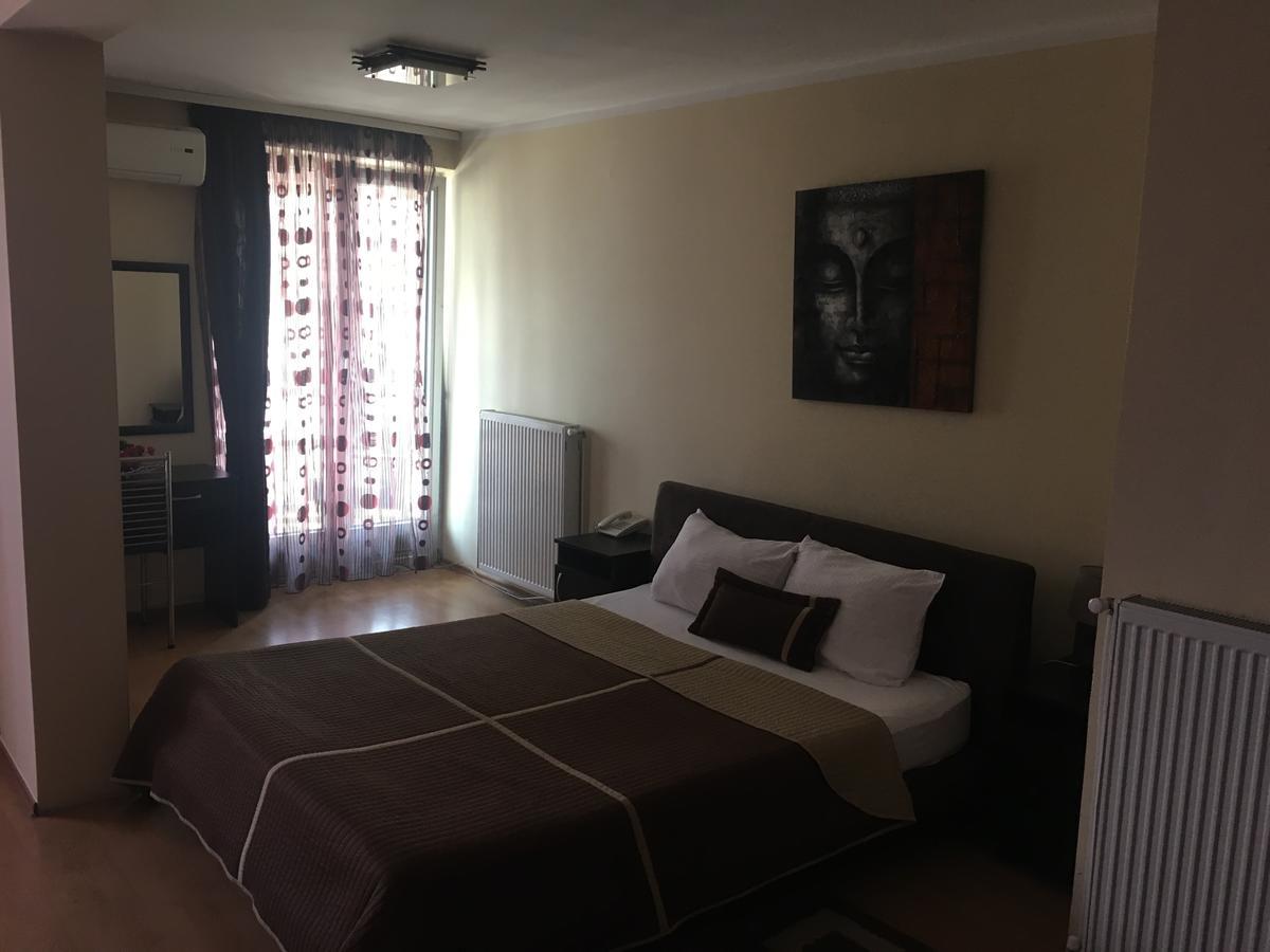 Garni Hotel Rile Men Ni Kültér fotó